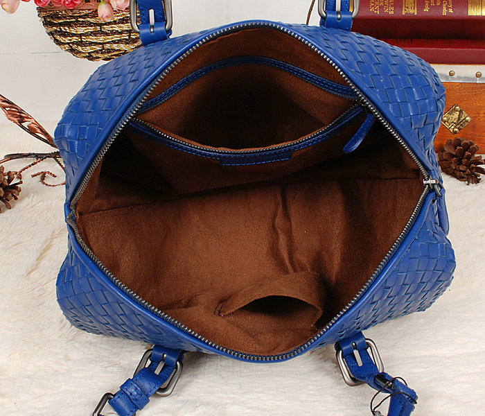Bottega Veneta krim intrecciato calf bag 9646 blue